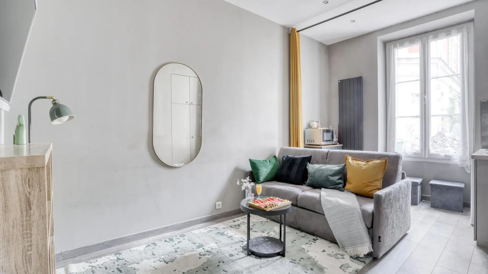 Le Charme Parisien Jo Paris 2024 Apartment