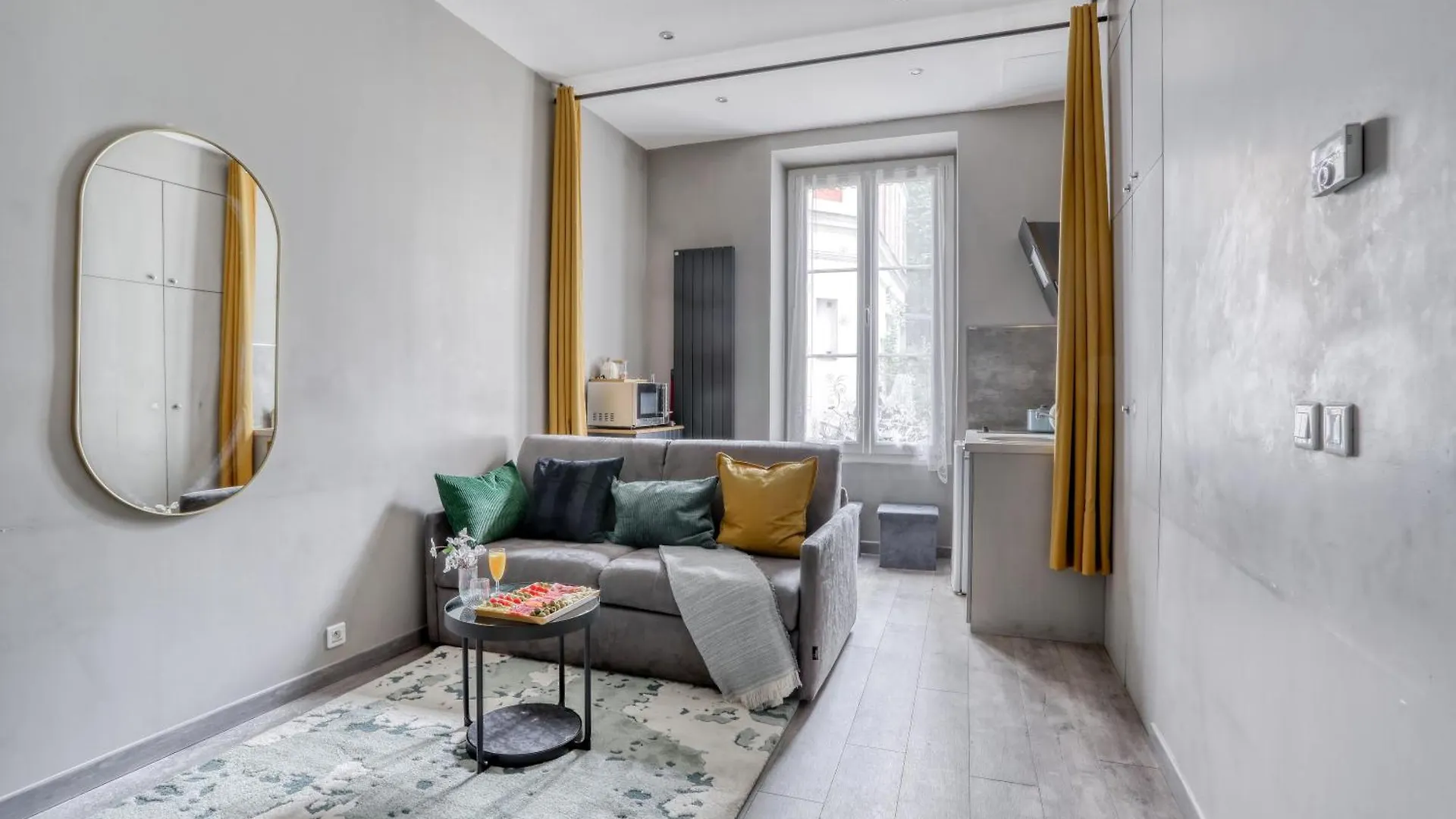 Le Charme Parisien Jo Paris 2024 Apartment France